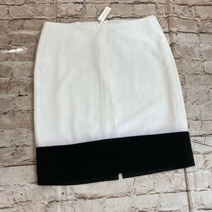 NWT White House Black market two-tone skirt size 2